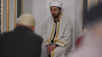 Lailatul Barat adalah malam tanggal 15 Sya’ban dalam kalender Islam.