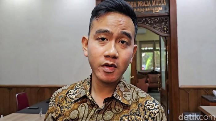 Wali Kota Solo Gibran Rakabuming Raka di Balai Kota Solo, Selasa (7/3/2023).