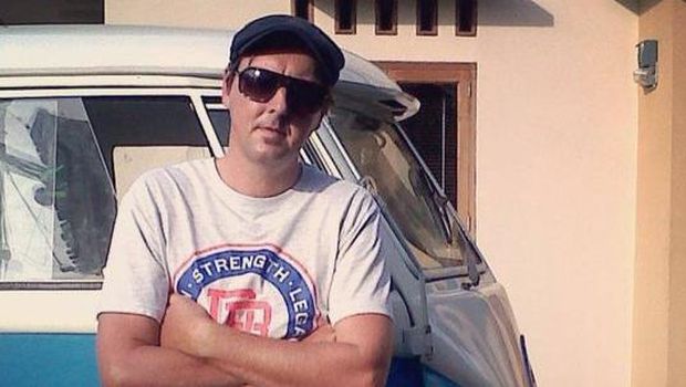 Wim LB Smet, bule Belgia di Pangandaran yang piawai bahasa Sunda.