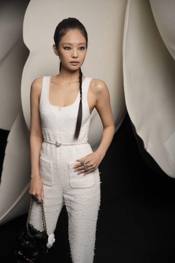 1247861216 Jennie Ruby Jane at Chanel Fall 2023 Ready To Wear Runway Show on March 7, 2023 at the Grand Palais Ephemere in Paris, France. (Photo by Swan Gallet/WWD via Getty Images)