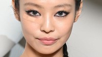 Tapi Jennie membuktikan bahwa dia baik-baik saja. (Foto: Corbis via Getty Images/Stephane Cardinale - Corbis)