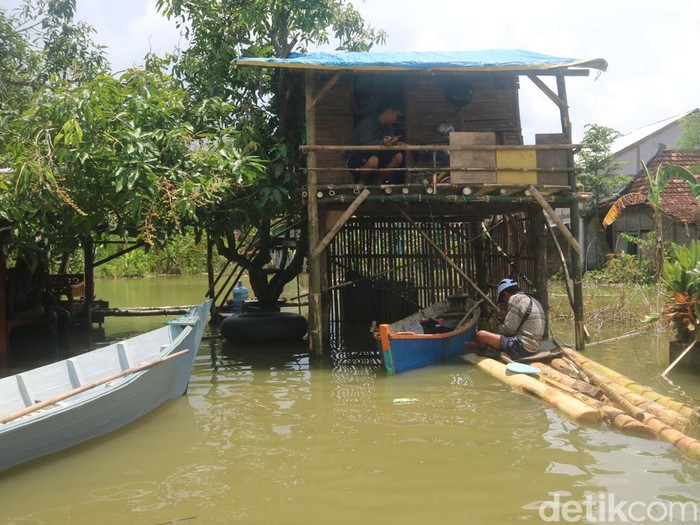 Banjir di Desa Ngastorejo, Kecamatan Jakenan, Pati, Rabu (8/3/2023).