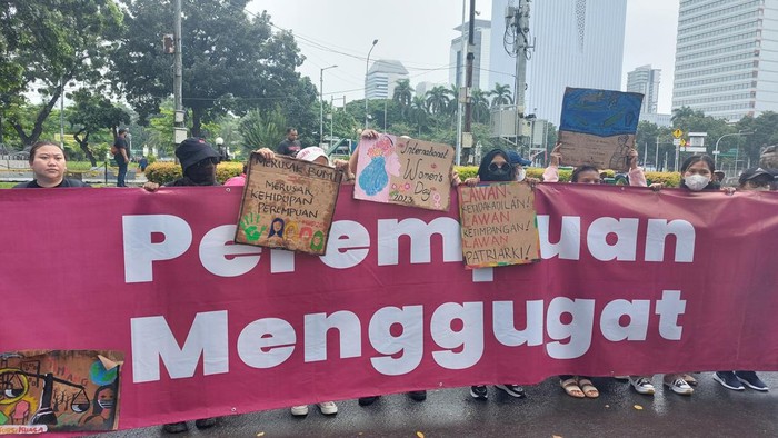 Demo di kawasan Patung Kuda (Rumondang-detikcom)