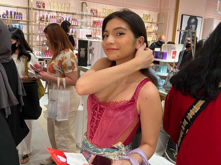 5 Pesona Fergie Brittany yang Mau Hits Tanpa Embel-embel Bondan Winarno