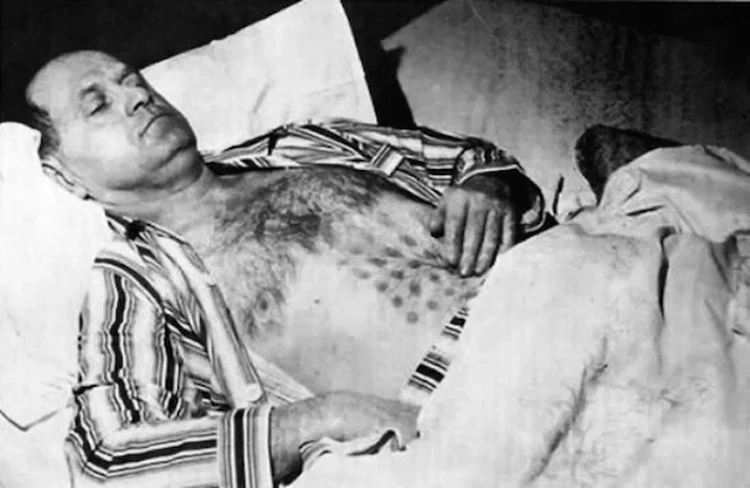 Foto misterius dan menyeramkan Foto misterius dan menyeramkan