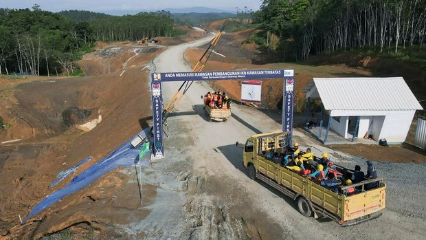 Progres pembangunan ibu kota baru Indonesia yang dikenal sebagai Ibu Kota Negara Nusantara (IKN). REUTERS/Willy Kurniawan
