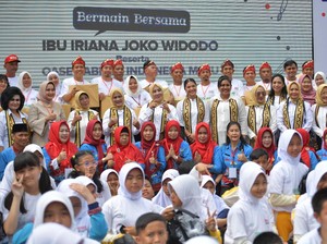 OASE KIM Dukung Sekolah Sehat, Bermain Permainan Rakyat dengan Siswa SD