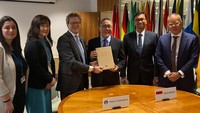Sebagai informasi perdagangan Indonesia-Inggris pada 2022 tercatat US$ 2,7 miliar, naik 5,30 persen dibanding tahun sebelumnya. Pada 2022, ekspor Indonesia ke Inggris tercatat US$ 1,7 miliar sementara impor Indonesia dari Inggris sebesar US$ 1 miliar. Pada 2021, total perdagangan Indonesia dengan Inggris tercatat sebesar US$ 2,6 miliar. Dari total tersebut, ekspor Indonesia ke Inggris tercatat sebesar US$ 1,5 miliar sedangkan impor Indonesia dari Inggris tercatat sebesar US$ 1,1 miliar.