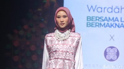 8 Koleksi Busana Idul Fitri Karya Restu Anggraini, Terinspirasi Bunga Cempaka