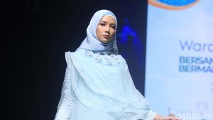 8 Koleksi Busana Muslim Serba Tosca Karya Irna Mutiara di Muffest 2023
