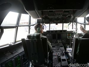 Melihat Jeroan Pesawat C-130J-30 Super Hercules