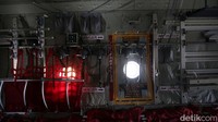 Ketinggian maksimum yang mempu dicapai 26.000 kaki (8.000 meter) dengan muatan 44.500 pound (20.227 kilogram). Sementara muatan maksimum yang diijinkan: 44.000 pound (19.958 kilogram).