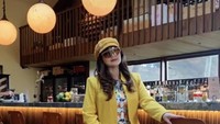 Sebelum kabar duka ini, artis yang memulai karir sejak tahun 1980an itu rupanya suka kulineran seru mulai dari makan di restoran maupun sekadar minum santai. Foto: Instagram @niadaniatynew