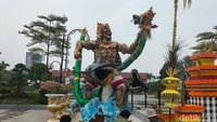 Pemkot Surabaya mengaku sengaja memasang ornamen jelang Nyepi sebagai wujud toleransi antarsesama umat beragama (Foto: Deny Prastyo Utomo/detikJatim)
