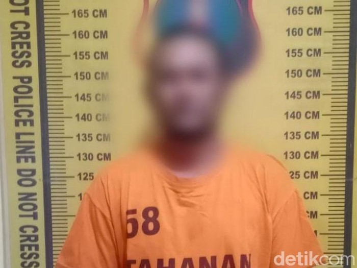 Oknum perangkat desa di Simalungun ditangkap karena mencabuli siswi SMA.