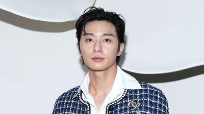 6 Gaya Park Seo Joon di Paris Fashion Week, Bikin Jennie Blackpink Salting