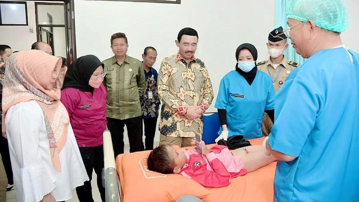 Potret Rangkaian Stadium General IPDN Institut Pemerintahan Dalam Negeri menggelar Stadium General secara daring & luring di Kampus IPDN Jatinangor dengan diikuti secara daring oleh praja di seluruh kampus daerah.