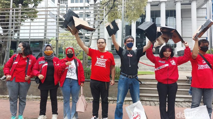PSI aksi tolak sistem pemilu tertutup di depan MK. (Rumondang Naibaho/detikcom).