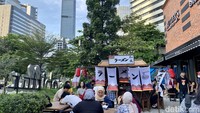 Mie instan selalu menjadi kesukaan banyak orang. Rasanya yang gurih dan proses memasaknya yang praktis membuat mie instan kerap jadi menu makan andalan setiap hari. Foto: detikcom/Riska Fitria