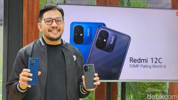 Redmi 12C mulai dijual Kamis (8/3/2023) dengan harga Rp 1 jutaan. Foto: Adi Fida Rahman/detikINET