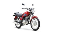 Selera pasar tiap negara yang berbeda, membuat pabrikan sepeda motor menyesuaikan modelnya. Suzuki masih memasarkan GS150 di Pakistan, desainnya mengingatkan dengan era motor-motor laki atau naked bike keluaran tahun 1990 hingga awal tahun 2000-an. Body-nya serba kotak, dan lampu bulat yang terpisah di area depan. Foto: Suzuki