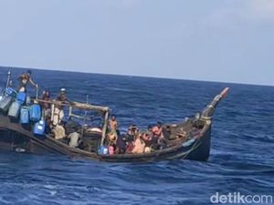 TNI AU Deteksi 5 Titik Pendaratan Rohingya di Aceh