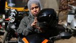 Wanita Ini Buka Jasa Ojek Khusus Perempuan di Mesir