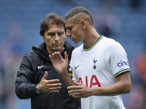 Cerita Richarlison Dimarahi Conte 2 Jam di Depan Pemain Spurs Lain