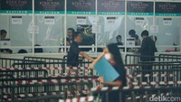 Tiket konser tersebut dijual mulai Rp 1.385.000 hingga Rp 3.835.000 yang dibagi menjadi beberapa kategori.  
