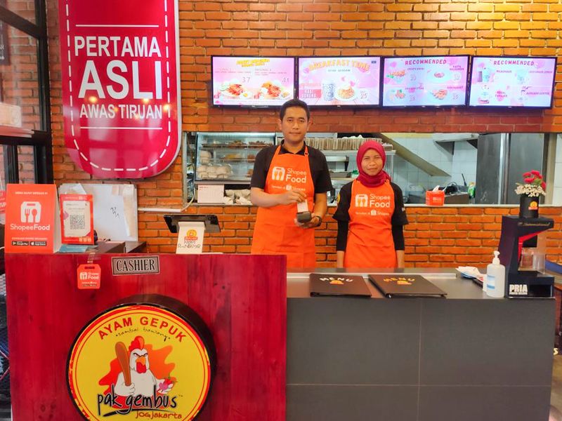 Ayam Gepuk Pak Gembus Ayam Gepuk Pak Gembus