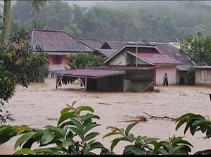 Bocah Hilang Tersapu Banjir dari Lahat Ditemukan Tewas di Muara Enim