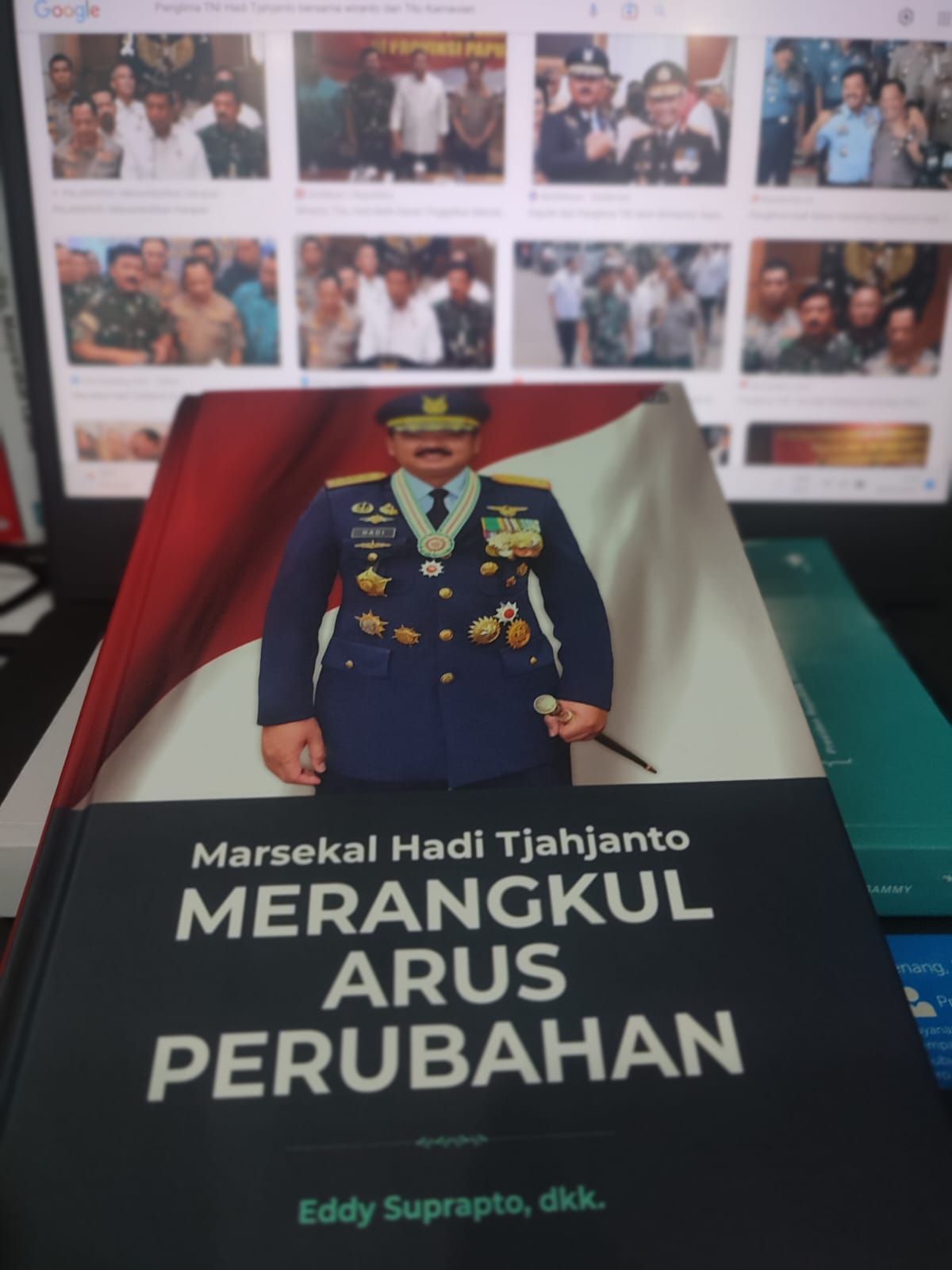 Buku Merangkul Arus Perubahan (Dok. Sudrajat/detikcom)