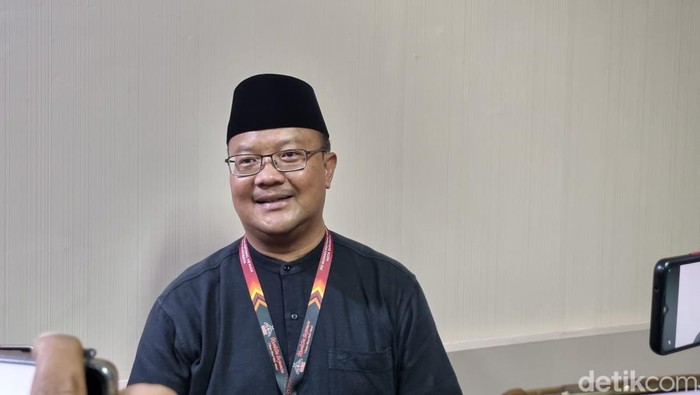 Direktur PD RPH Surabaya Fajar A Isnugroho