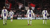 Kritik Pedas Lahm pada PSG: Seperti Toko Mewah tapi Hambar