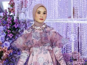 10 Inspirasi Baju Lebaran 2023 Vanilla Hijab, Dress Hingga Tunik Serba Bunga