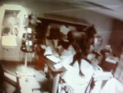 Foto Menakutkan di Kehidupan Nyata, Kisahnya Pun Tak Kalah Mengerikan