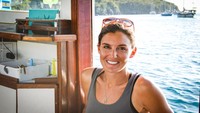 Sang pemilik bernama Sasha dan Tara Bouis memutuskan untuk merubah kapal tempat tinggal mereka, menjadi tempat untuk membuat pizza hangat langsung dari oven. Foto: Pool/Site