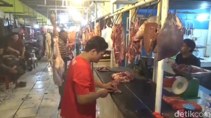 Harga daging sapi di Jambi mulai naik jelang Ramadhan.