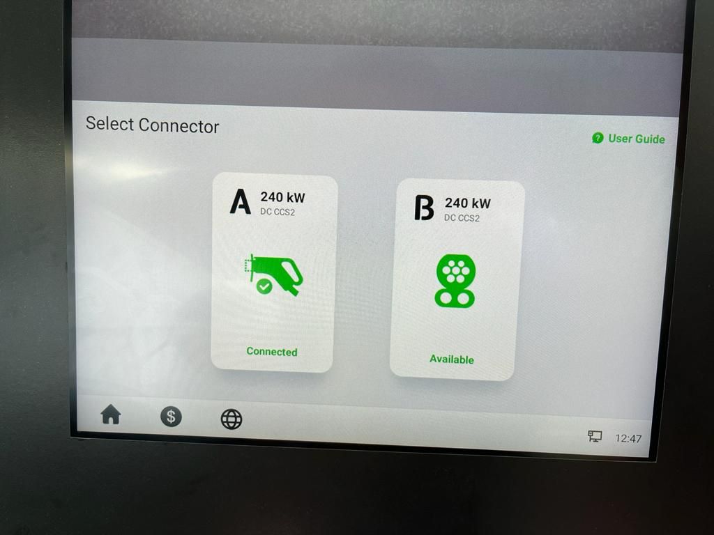 Hyundai resmikan fasilitas ultra fast charging di Plaza Indonesia, Jakarta (9/3/2023).
