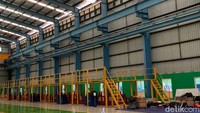 Direktur Utama PT INKA (Persero) Eko Purwanto dalam peresmian di Banyuwangi, Jawa Timur, Kamis (9/3/2023) menyebut pesanan KCI untuk KRL baru bisa dipenuhi 2025 karena diperlukan beberapa persiapan lagi, salah satunya tempat produksi yang terbatas. Belum lagi INKA juga mengaku dapat pesanan dari negara-negara lain. 