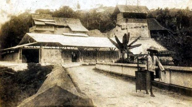 Jembatan di area bekas Semen Holcim (Kuning)