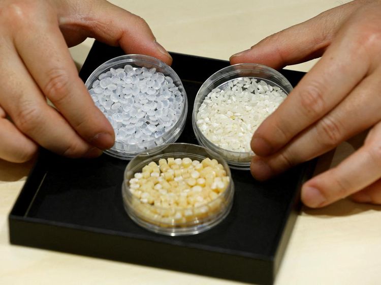 Jepang Sulap Beras Terkontaminasi Nuklir Jadi Plastik Rendah Karbon