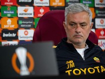 Melempem AS Roma dan Kutukan Musim Ketiga Jose Mourinho