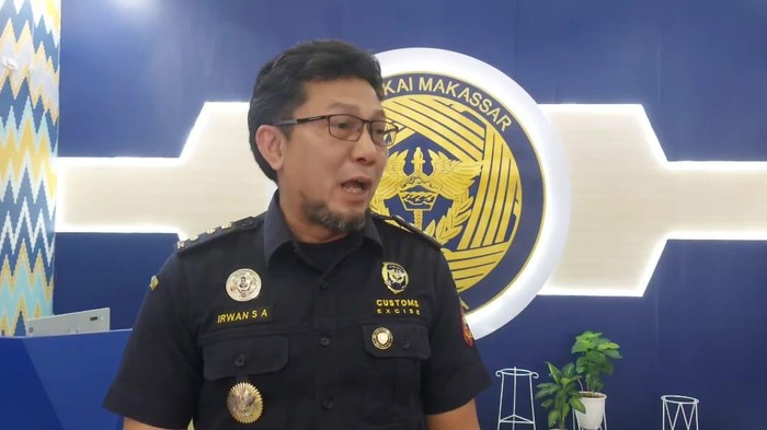 Kepala Seksi Kepatuhan Internal Bea Cukai Makassar  Irwan.