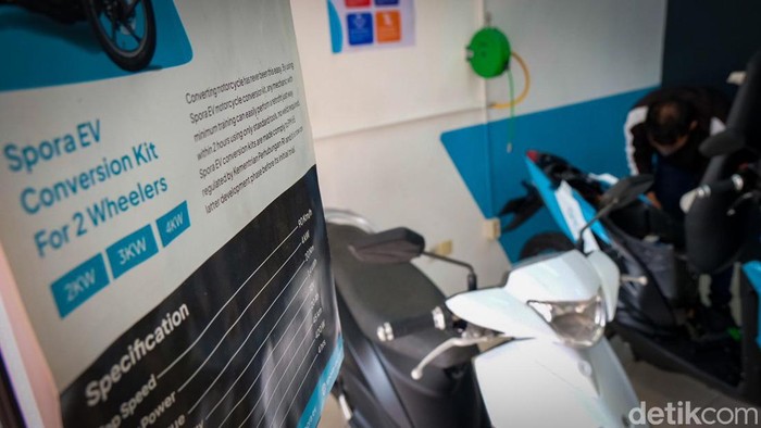 Motor BBM yang dikonversi ke motor listrik juga mendapat subsidi Rp 7 juta dari pemerintah. Program konversi sendiri ada beberapa syarat untuk mendapatkannya. Apa saja?