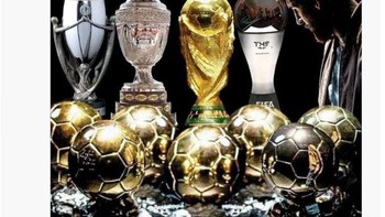 Apapun bully-an netizen, Messi sudah mengoleksi banyak trofi juara... Foto: Twitter