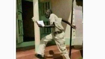 Senjata fans Messi ketika kalah. Foto: Twitter