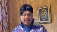 Pak Muh berdandan ala Oppa Korea. Foto: youtube