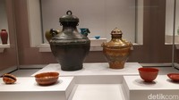 Ini adalah guci-guci berharga yang dulu ada di Forbidden City, China. (bonauli/detikcom)