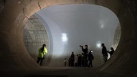 Diketahui terowongan berdiameter 12,5 meter ini mampu menampung 540.000 meter kubik air.  